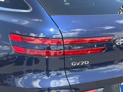 New 2026 Genesis GV70 2.5T Advanced AWD/4WD image 27