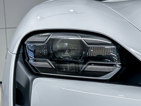 Certified 2023 Porsche Taycan Turbo image 37