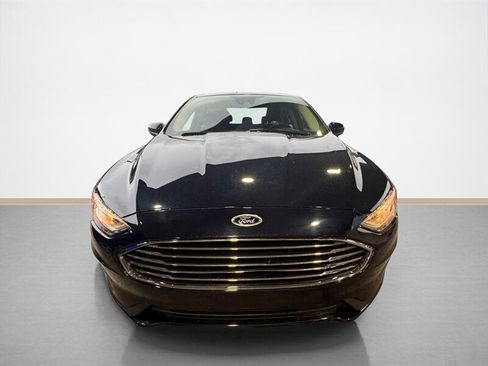 Used 2020 Ford Fusion SE image 9