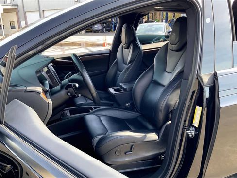 Used 2018 Tesla Model X 100D image 7