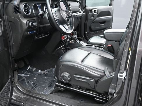 Used 2021 Jeep Wrangler Unlimited Rubicon 4xe w/ Steel Bumper Group AWD/4WD image 11