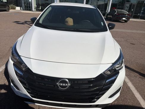 Used 2024 Nissan Versa S w/ S Plus Package image 3