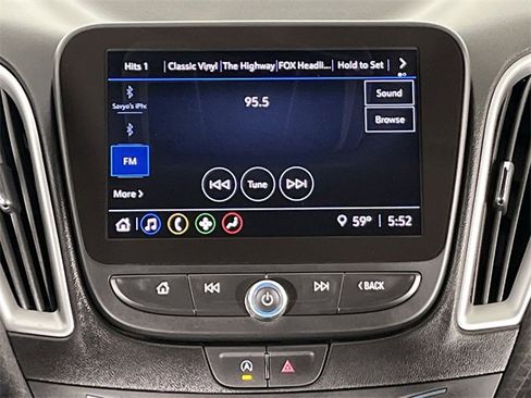 Used 2024 Chevrolet Malibu LT image 16