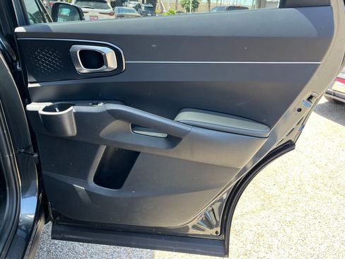 New 2025 Kia Sorento S w/ Panoramic Sunroof Package image 16