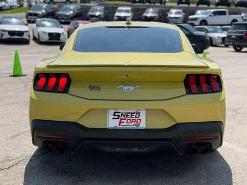 Used 2025 Ford Mustang Premium RWD image 6