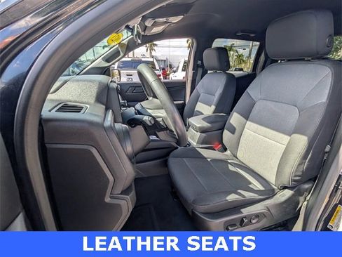 Used 2023 Chevrolet Colorado Trail Boss w/ Technology Package image 8