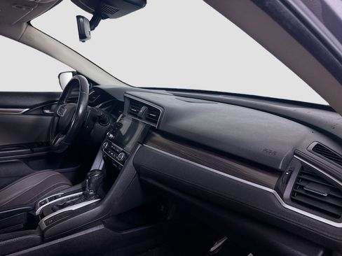 Used 2020 Honda Civic Touring image 30