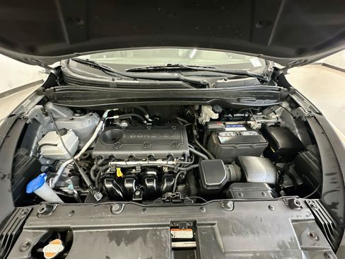 Used 2012 Hyundai Tucson GLS AWD/4WD image 32