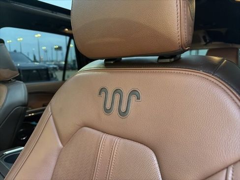 Used 2022 Ford Expedition King Ranch image 11