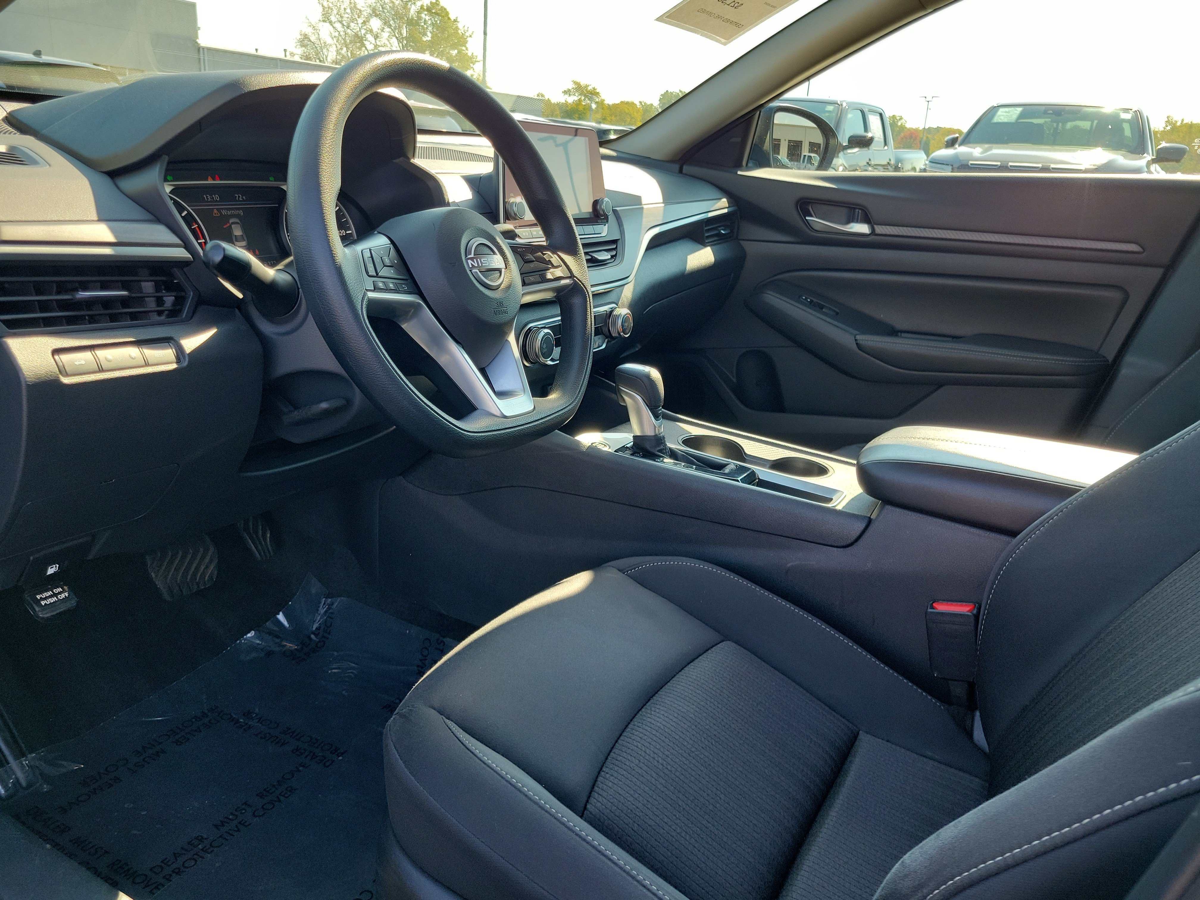 Certified 2025 Nissan Altima 2.5 SV FWD image 19