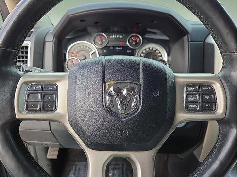 Used 2017 RAM 1500 Laramie w/ Convenience Group image 24