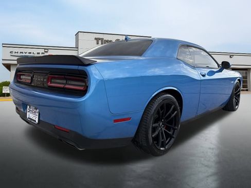 Used 2023 Dodge Challenger R/T w/ Plus Package image 4