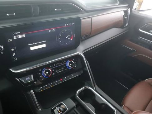 Used 2025 GMC Sierra 1500 Denali Ultimate image 29