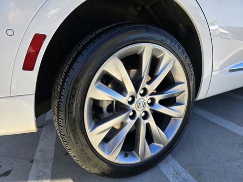 Used 2022 Buick Envision Avenir w/ Technology Package II image 7