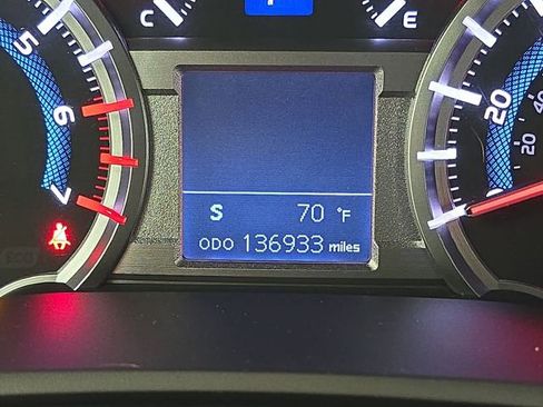 Used 2017 Toyota 4Runner SR5 image 26