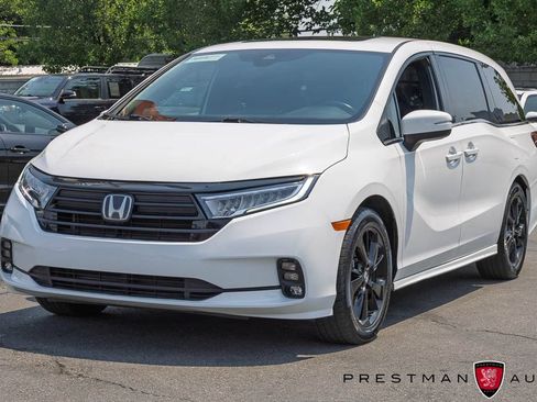 Used 2024 Honda Odyssey Sport image 14