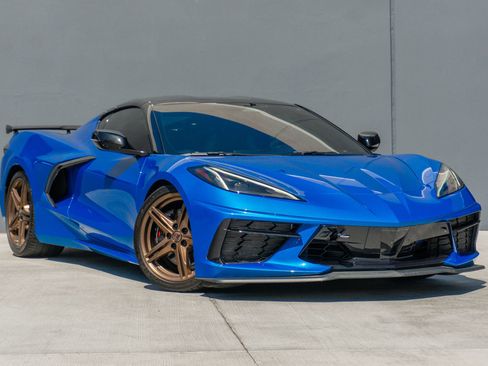 Used 2025 Chevrolet Corvette Stingray Preferred Cpe w/ Z51 Performance Package image 5