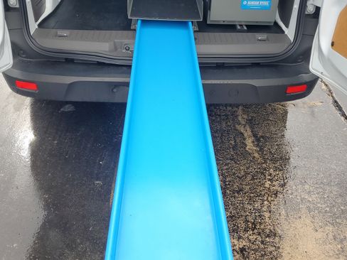 Used 2020 Ford Transit Connect XL image 33