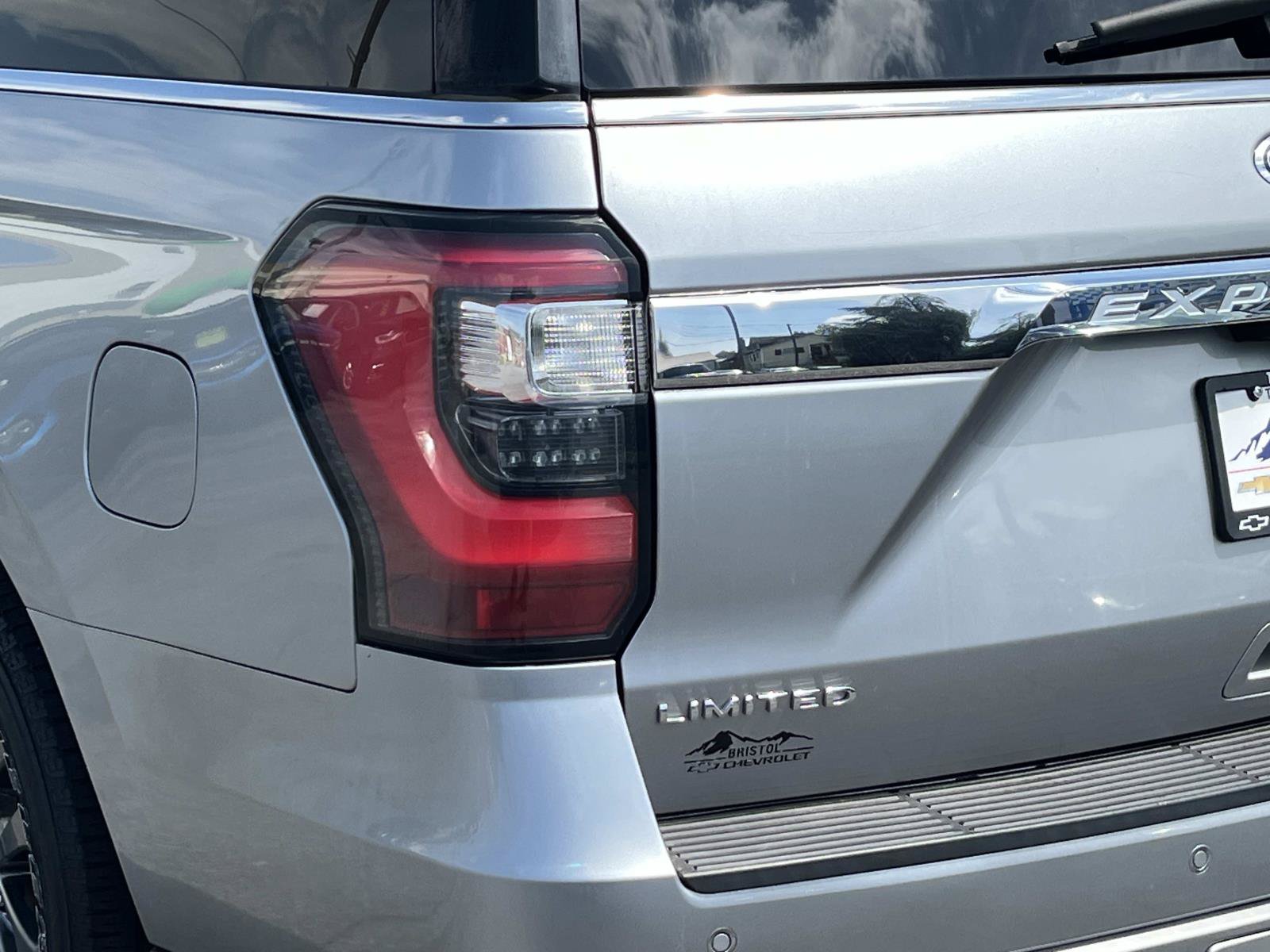Used 2021 Ford Expedition Max Limited AWD/4WD image 6
