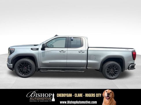 Used 2023 GMC Sierra 1500 Elevation w/ X31 Off-Road Package AWD/4WD image 9