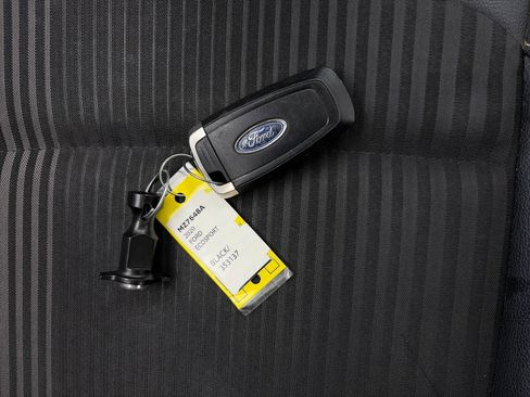 Used 2020 Ford EcoSport SES image 31