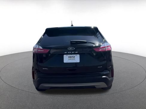 Used 2024 Ford Edge SEL image 12