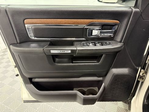 Used 2016 RAM 2500 Laramie w/ Sport Appearance Group image 9