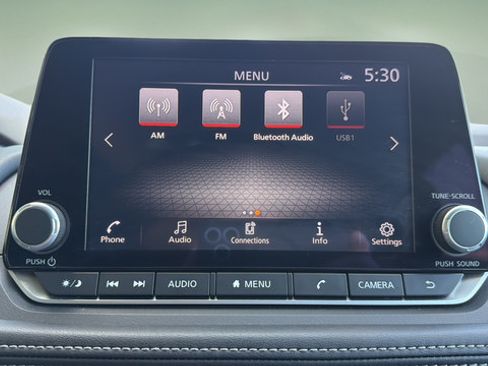 Used 2023 Nissan Rogue SV AWD/4WD image 23
