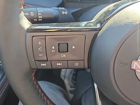 New 2026 Nissan Kicks SR image 17