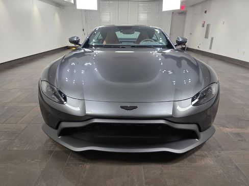 Used 2023 Aston Martin V8 Vantage Coupe image 7