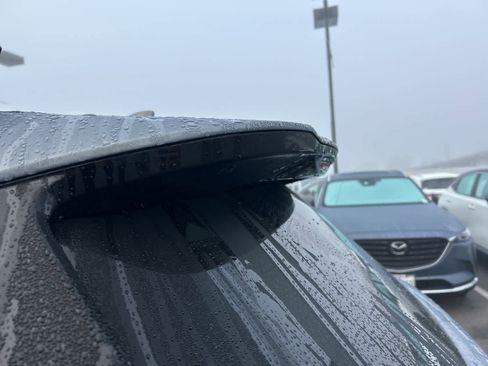 Used 2024 Kia Sorento SX image 17