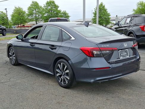 Used 2024 Honda Civic EX image 5