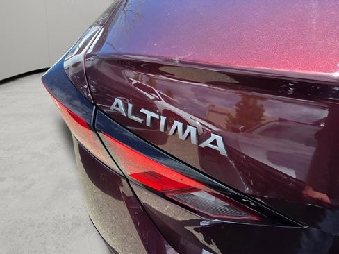 Used 2023 Nissan Altima 2.5 SL AWD/4WD image 19