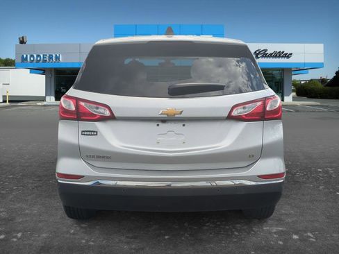 Used 2019 Chevrolet Equinox LT FWD image 4