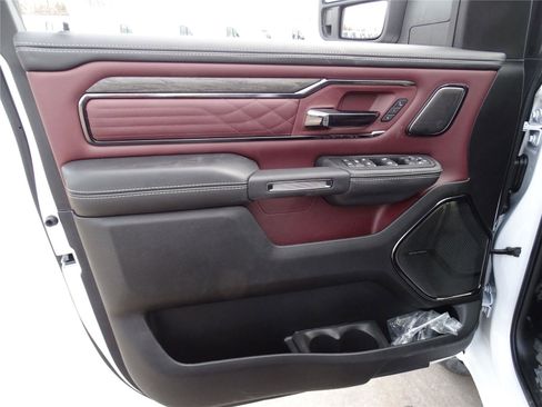 Used 2025 RAM 1500 Limited image 25