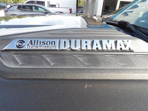 Certified 2022 Chevrolet Silverado 2500 Custom w/ Custom Value Package AWD/4WD image 39