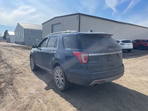 Used 2017 Ford Explorer Limited w/ Equipment Group 303A image 4