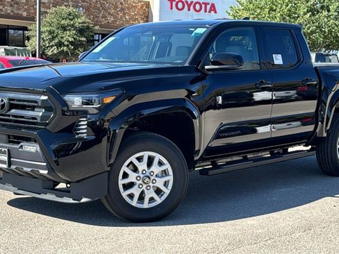 New 2025 Toyota Tacoma SR5 image 34