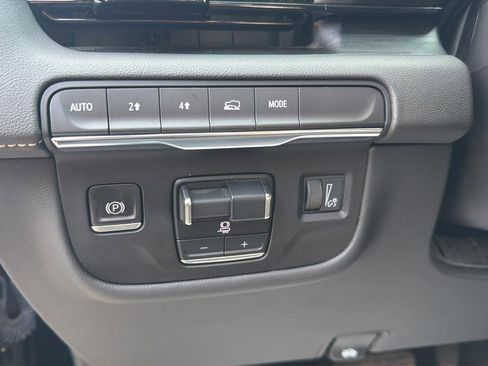 Used 2023 Cadillac Escalade Sport image 21