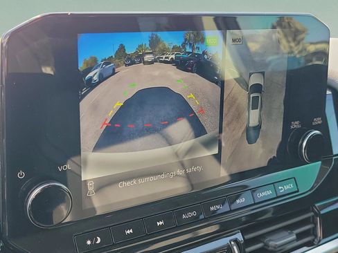 New 2025 Nissan Pathfinder SL image 33