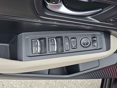 Used 2024 Honda Accord EX-L image 25
