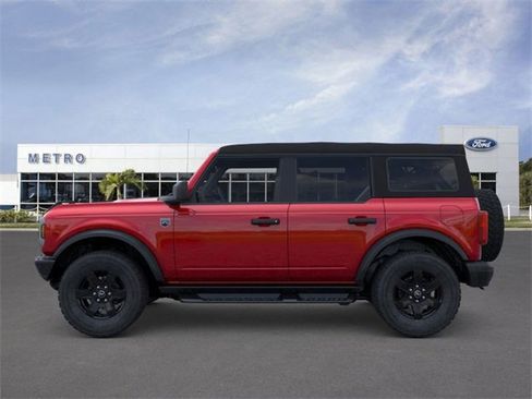 New 2025 Ford Bronco Big Bend w/ Black Diamond Package image 3
