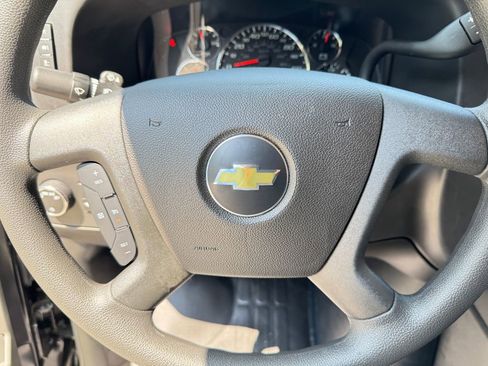 New 2025 Chevrolet Express 2500 Work Van w/ Driver Convenience Package image 12