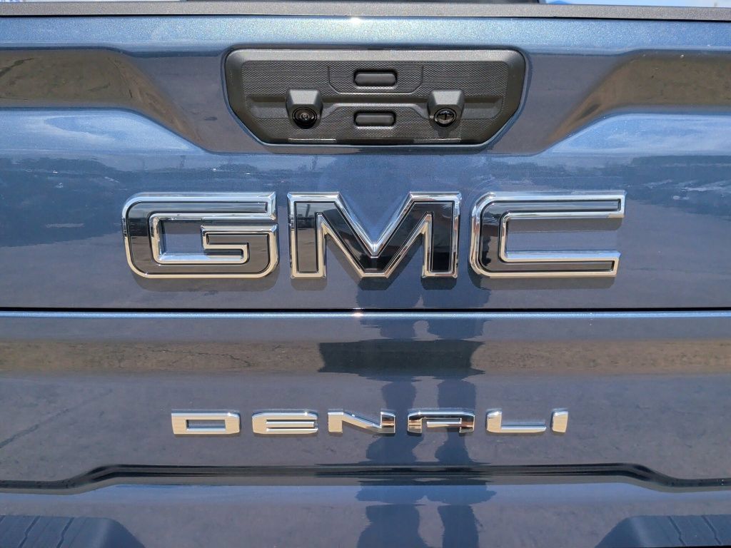 New 2026 GMC Sierra 2500 Denali Ultimate AWD/4WD image 49