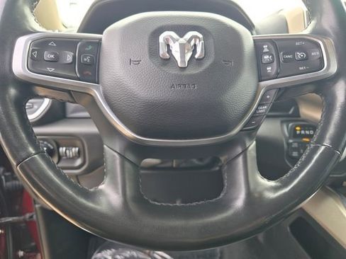 Used 2019 RAM 1500 Laramie AWD/4WD image 43