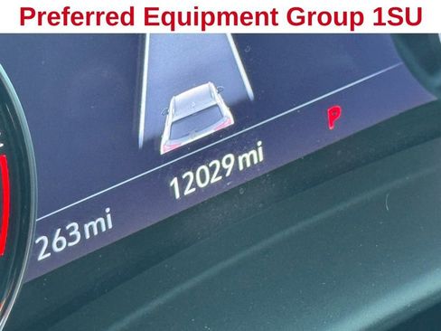 Used 2023 Buick Envision Avenir image 3