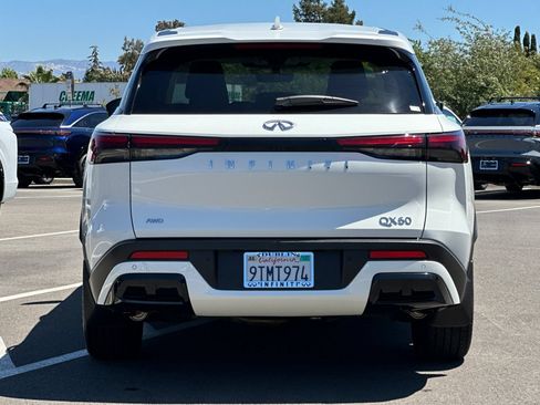 Certified 2025 INFINITI QX60 Pure AWD/4WD image 5