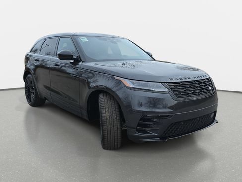 New 2026 Land Rover Range Rover Velar Dynamic SE image 3