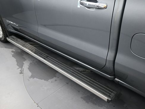 Used 2019 GMC Sierra 1500 Denali w/ Denali Ultimate Package AWD/4WD image 8