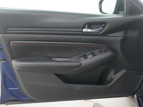 Used 2020 Nissan Altima 2.5 SR image 18